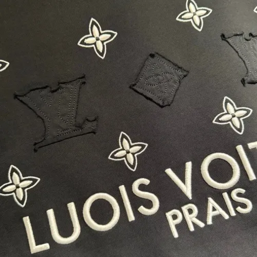 Replica Louis Vuitton LV T-Shirts Short Sleeved For Unisex #1413893 $48.00 USD for Wholesale