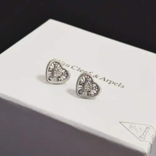 Wholesale Van Cleef &amp; Arpels Earrings For Women #1413963 $36.00 USD, Wholesale Quality Replica Van Cleef &amp; Arpels Earrings