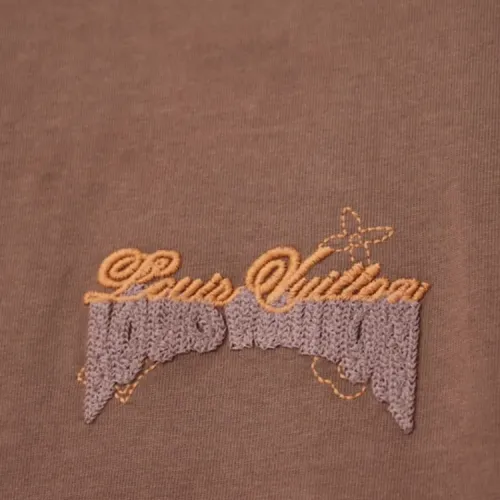Replica Louis Vuitton LV T-Shirts Short Sleeved For Unisex #1414015 $38.00 USD for Wholesale
