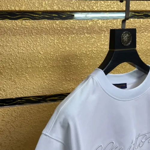 Replica Louis Vuitton LV T-Shirts Short Sleeved For Unisex #1414115 $40.00 USD for Wholesale