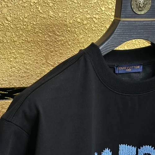 Replica Louis Vuitton LV T-Shirts Short Sleeved For Unisex #1414124 $41.00 USD for Wholesale