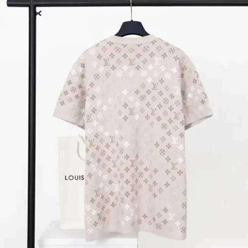 Replica Louis Vuitton LV T-Shirts Short Sleeved For Unisex #1414128 $42.00 USD for Wholesale