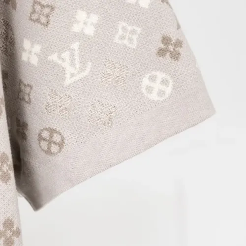 Replica Louis Vuitton LV T-Shirts Short Sleeved For Unisex #1414128 $42.00 USD for Wholesale