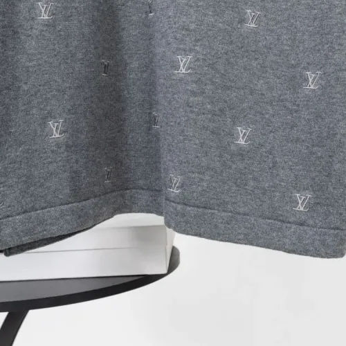 Replica Louis Vuitton LV T-Shirts Short Sleeved For Unisex #1414129 $45.00 USD for Wholesale
