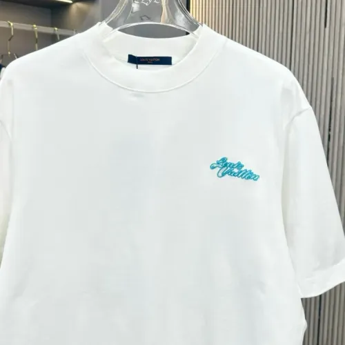 Replica Louis Vuitton LV T-Shirts Short Sleeved For Unisex #1414137 $40.00 USD for Wholesale