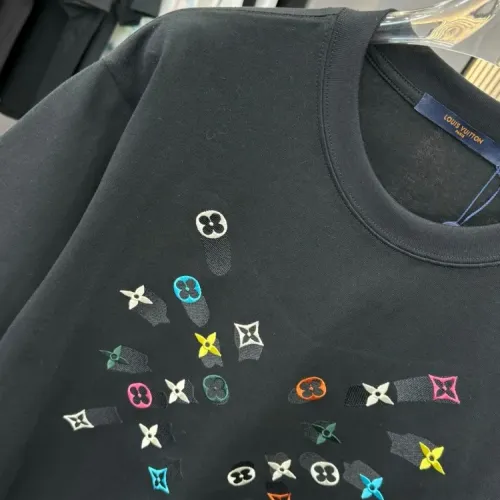 Replica Louis Vuitton LV T-Shirts Short Sleeved For Unisex #1414149 $40.00 USD for Wholesale