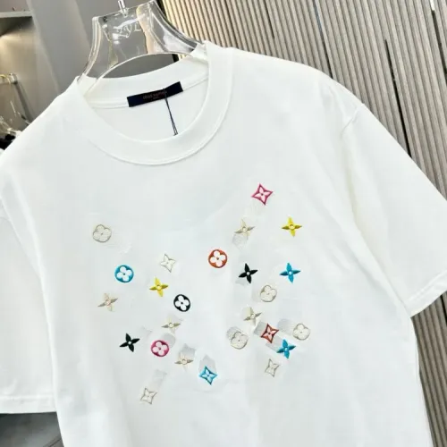 Replica Louis Vuitton LV T-Shirts Short Sleeved For Unisex #1414150 $40.00 USD for Wholesale