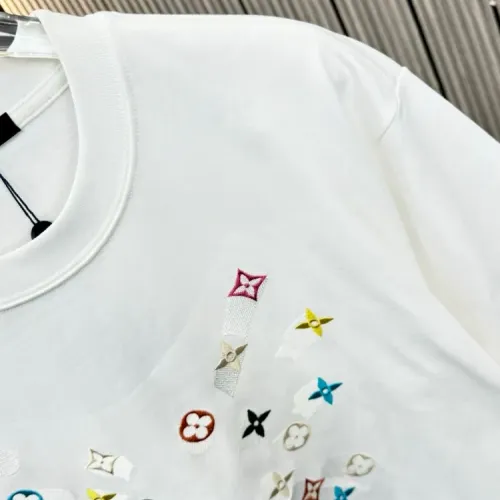 Replica Louis Vuitton LV T-Shirts Short Sleeved For Unisex #1414150 $40.00 USD for Wholesale