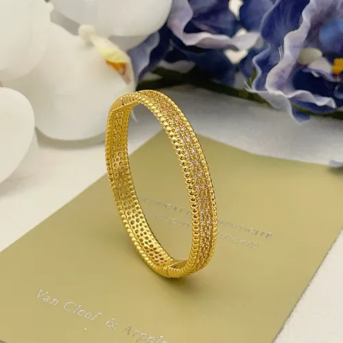 Wholesale Van Cleef &amp; Arpels Bracelets #1414295 $32.00 USD, Wholesale Quality Replica Van Cleef &amp; Arpels Bracelets