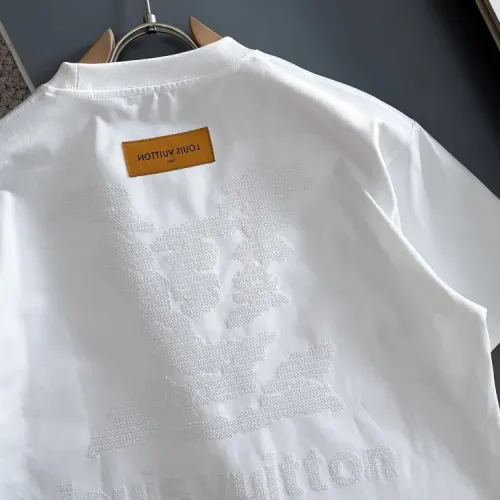 Replica Louis Vuitton LV T-Shirts Short Sleeved For Unisex #1414575 $42.00 USD for Wholesale