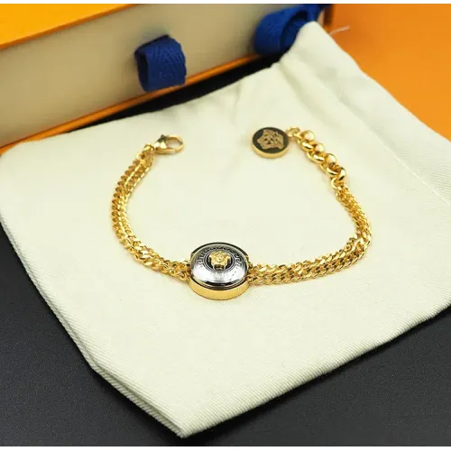 Wholesale Versace Bracelets #1414689 $25.00 USD, Wholesale Quality Replica Versace Bracelets