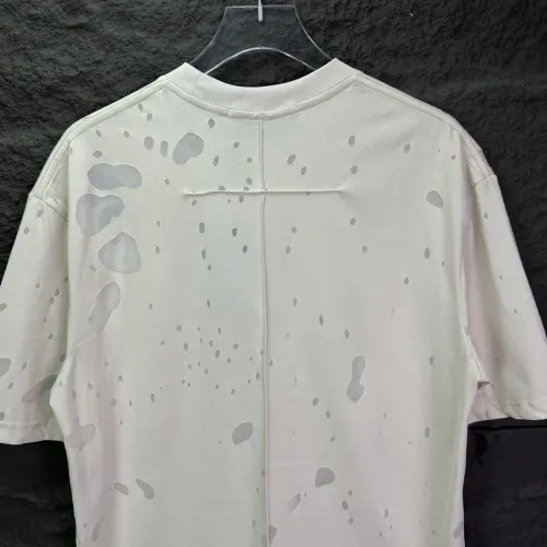 Replica Givenchy T-Shirts Short Sleeved For Unisex #1416491 $40.00 USD for Wholesale