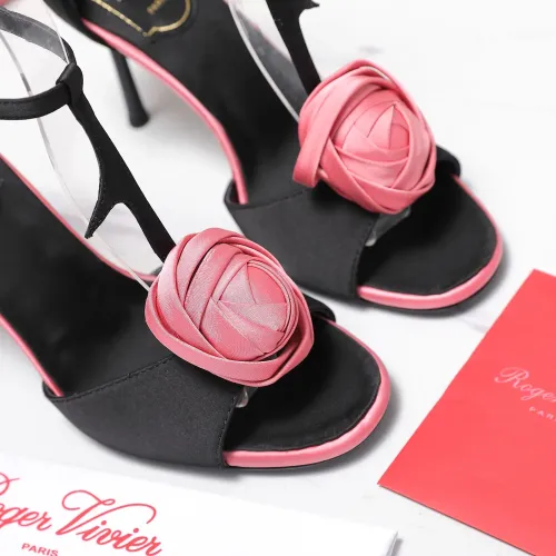 Replica Roger Vivier Sandal For Women #1418108 $112.00 USD for Wholesale