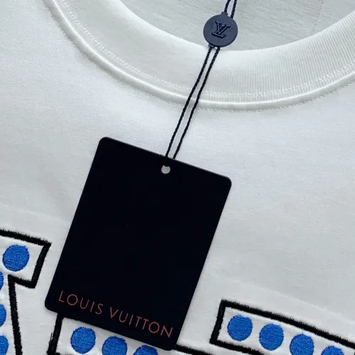 Replica Louis Vuitton LV T-Shirts Short Sleeved For Men #1418320 $60.00 USD for Wholesale