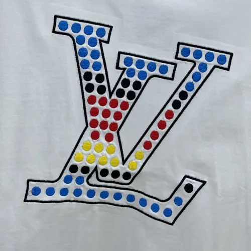 Replica Louis Vuitton LV T-Shirts Short Sleeved For Men #1418320 $60.00 USD for Wholesale