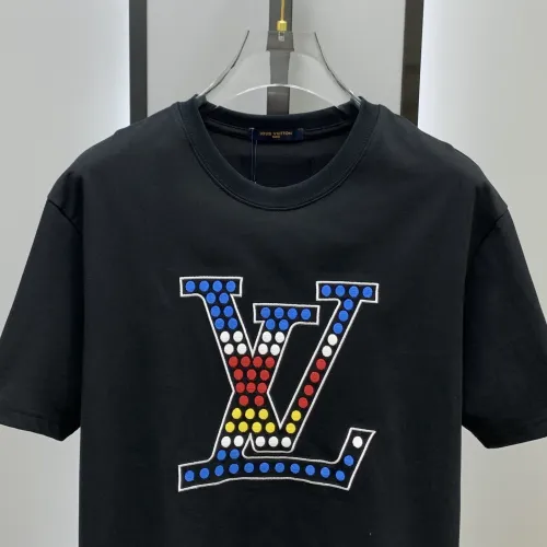 Replica Louis Vuitton LV T-Shirts Short Sleeved For Men #1418321 $60.00 USD for Wholesale