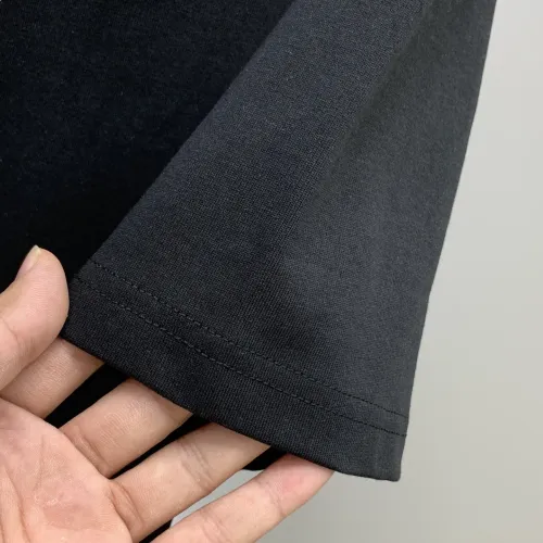 Replica Louis Vuitton LV T-Shirts Short Sleeved For Men #1418321 $60.00 USD for Wholesale