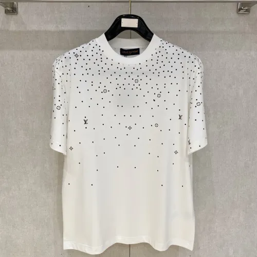 Wholesale Louis Vuitton LV T-Shirts Short Sleeved For Men #1418352 $64.00 USD, Wholesale Quality Replica Louis Vuitton LV T-Shirts