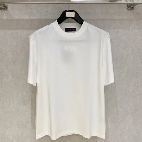 Wholesale Louis Vuitton LV T-Shirts Short Sleeved For Men #1418360 $64.00 USD, Wholesale Quality Replica Louis Vuitton LV T-Shirts