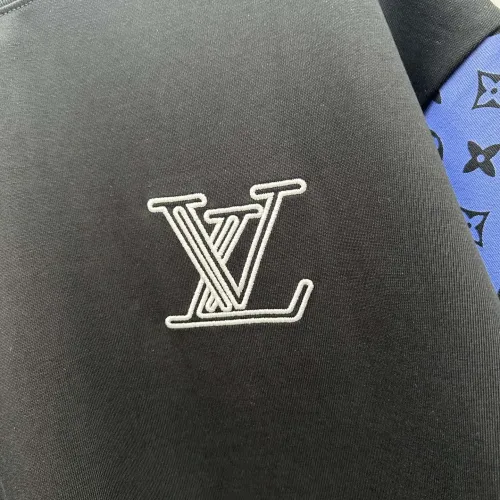 Replica Louis Vuitton LV T-Shirts Short Sleeved For Unisex #1418499 $48.00 USD for Wholesale