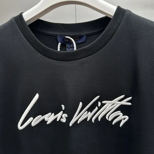 Replica Louis Vuitton LV T-Shirts Short Sleeved For Unisex #1418771 $56.00 USD for Wholesale