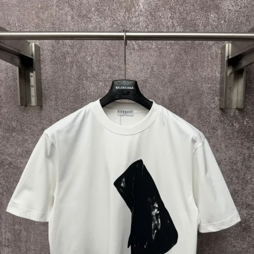 Replica Givenchy T-Shirts Short Sleeved For Unisex #1418777 $48.00 USD for Wholesale