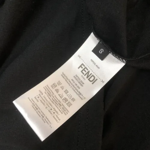 Replica Fendi T-Shirts Short Sleeved For Unisex #1419692 $36.00 USD for Wholesale