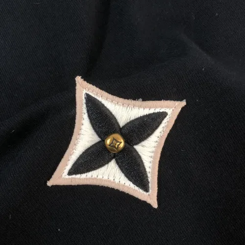 Replica Louis Vuitton LV T-Shirts Short Sleeved For Unisex #1419876 $38.00 USD for Wholesale