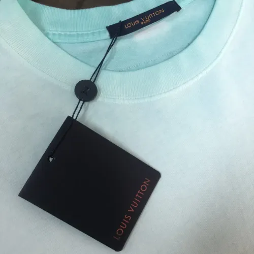 Replica Louis Vuitton LV T-Shirts Short Sleeved For Unisex #1419932 $36.00 USD for Wholesale