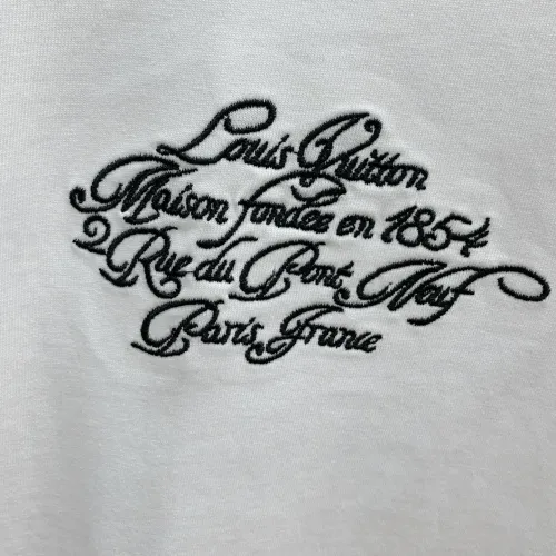 Replica Louis Vuitton LV T-Shirts Short Sleeved For Men #1421881 $68.00 USD for Wholesale