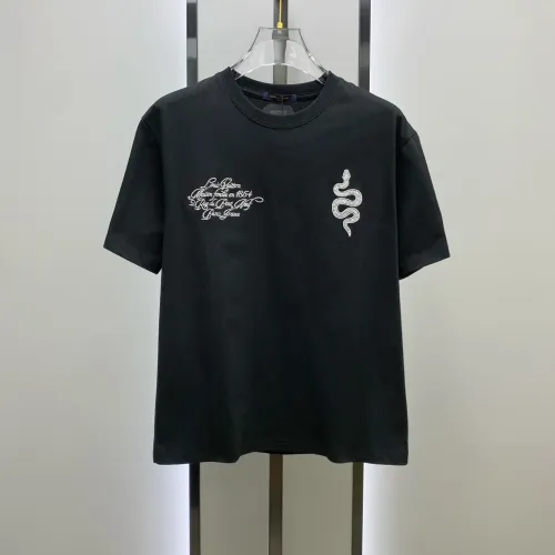 Wholesale Louis Vuitton LV T-Shirts Short Sleeved For Men #1421882 $68.00 USD, Wholesale Quality Replica Louis Vuitton LV T-Shirts