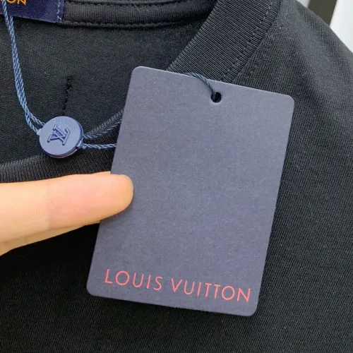 Replica Louis Vuitton LV T-Shirts Short Sleeved For Men #1421886 $68.00 USD for Wholesale
