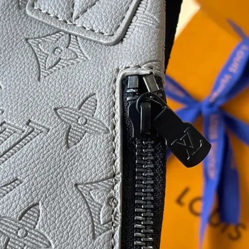 Replica Louis Vuitton AAA Man Messenger Bags #1422135 $92.00 USD for Wholesale