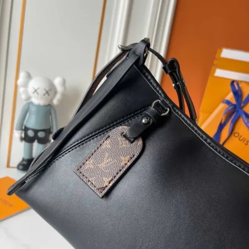 Replica Louis Vuitton AAA Quality Shoulder Bags For Women #1422141 $88.00 USD for Wholesale
