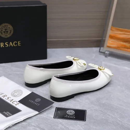Replica Versace Flat Shoes For Women #1422325 $118.00 USD for Wholesale