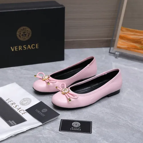 Wholesale Versace Flat Shoes For Women #1422327 $118.00 USD, Wholesale Quality Replica Versace Flat Shoes