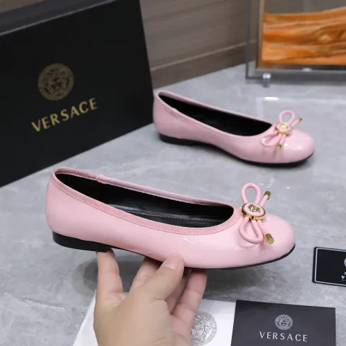 Replica Versace Flat Shoes For Women #1422327 $118.00 USD for Wholesale