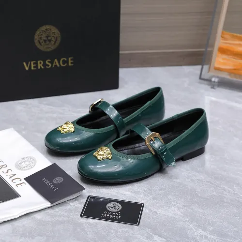 Wholesale Versace Flat Shoes For Women #1422331 $118.00 USD, Wholesale Quality Replica Versace Flat Shoes