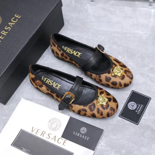 Replica Versace Flat Shoes For Women #1422334 $118.00 USD for Wholesale
