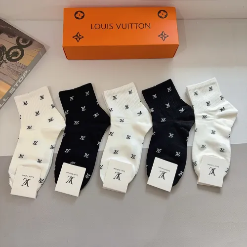 Wholesale Louis Vuitton LV Socks #1422392 $27.00 USD, Wholesale Quality Replica Louis Vuitton LV Socks