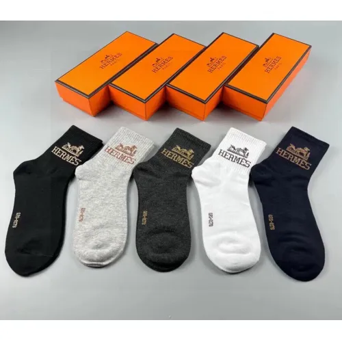 Wholesale Hermes Socks For Men #1422574 $25.00 USD, Wholesale Quality Replica Hermes Socks