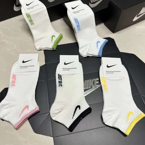Replica Nike Socks For Women #1422575 $25.00 USD for Wholesale