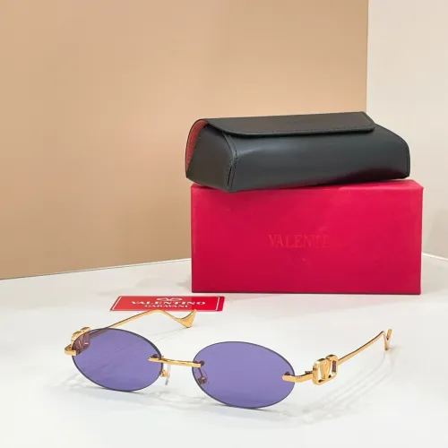 Wholesale Valentino AAA Quality Sunglasses #1423304 $60.00 USD, Wholesale Quality Replica Valentino AAA Quality Sunglasses