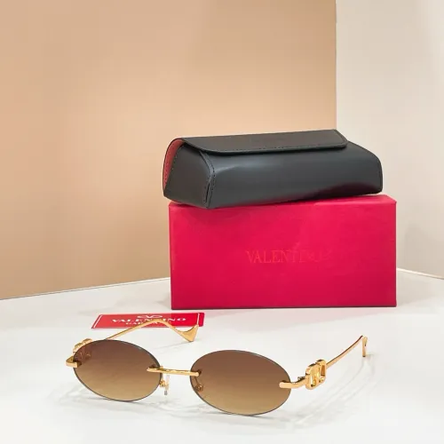 Wholesale Valentino AAA Quality Sunglasses #1423307 $60.00 USD, Wholesale Quality Replica Valentino AAA Quality Sunglasses