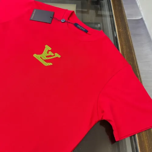 Replica Louis Vuitton LV T-Shirts Short Sleeved For Unisex #1423463 $32.00 USD for Wholesale