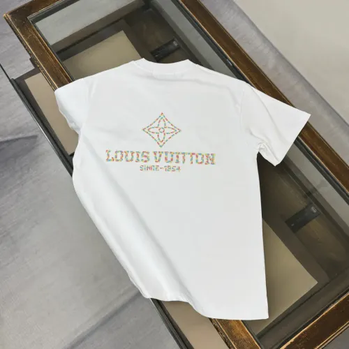 Wholesale Louis Vuitton LV T-Shirts Short Sleeved For Unisex #1423465 $32.00 USD, Wholesale Quality Replica Louis Vuitton LV T-Shirts