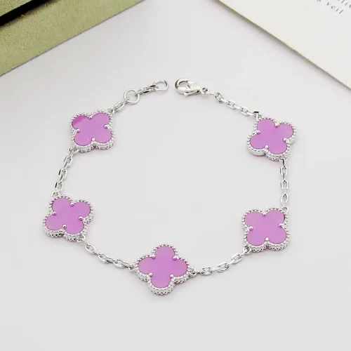 Wholesale Van Cleef &amp; Arpels Bracelets For Women #1425061 $27.00 USD, Wholesale Quality Replica Van Cleef &amp; Arpels Bracelets