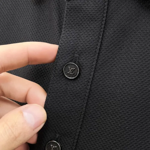 Replica Louis Vuitton LV T-Shirts Short Sleeved For Men #1426870 $48.00 USD for Wholesale