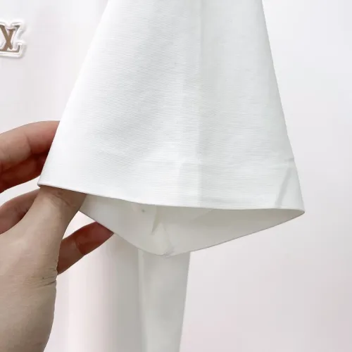 Replica Louis Vuitton LV T-Shirts Short Sleeved For Men #1426874 $48.00 USD for Wholesale