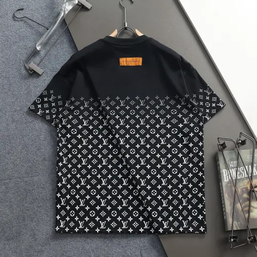 Replica Louis Vuitton LV T-Shirts Short Sleeved For Unisex #1426979 $38.00 USD for Wholesale